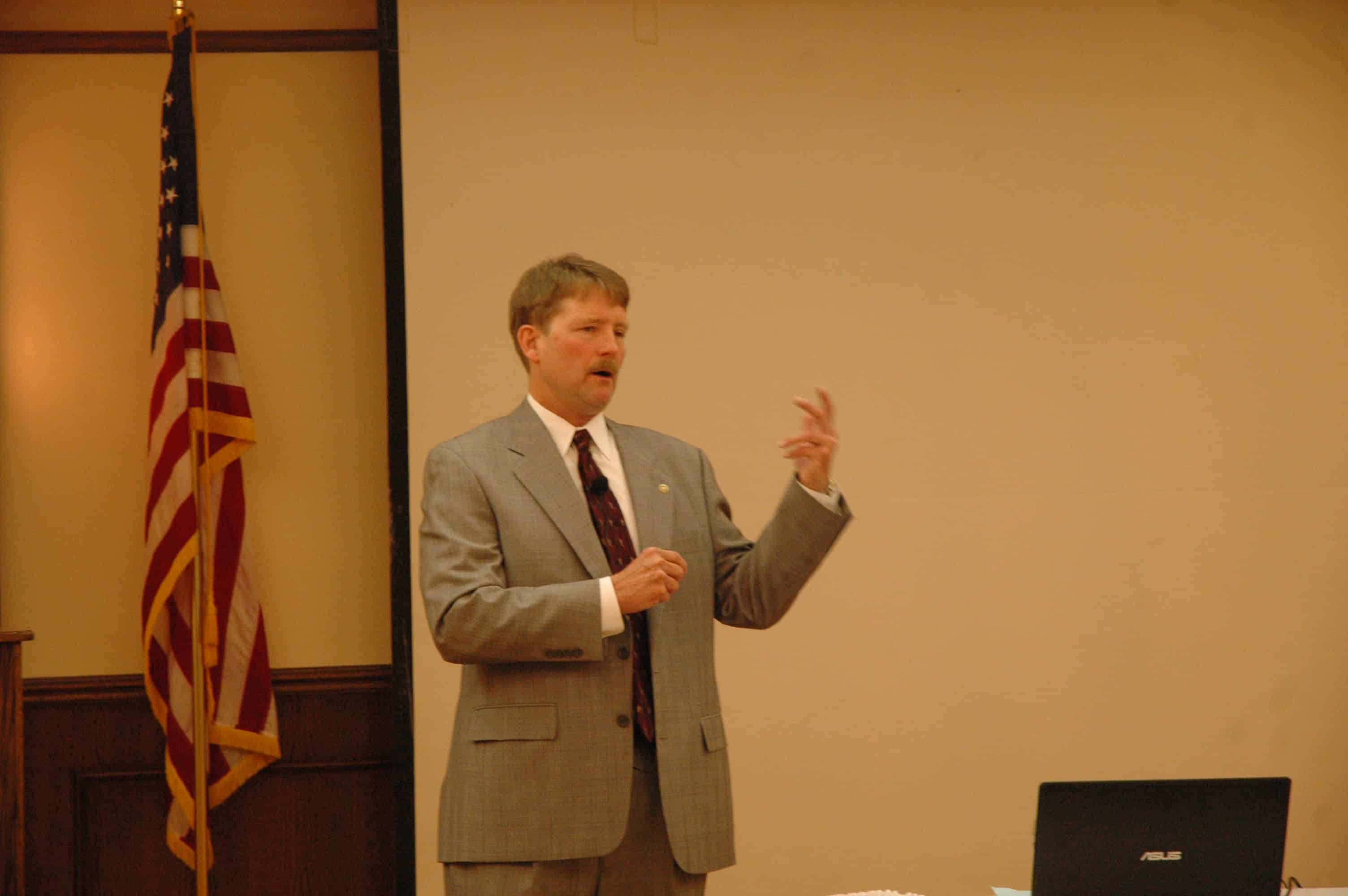 Wisconsin Speaker Tom Fuszard delivering a 2014 Presentation