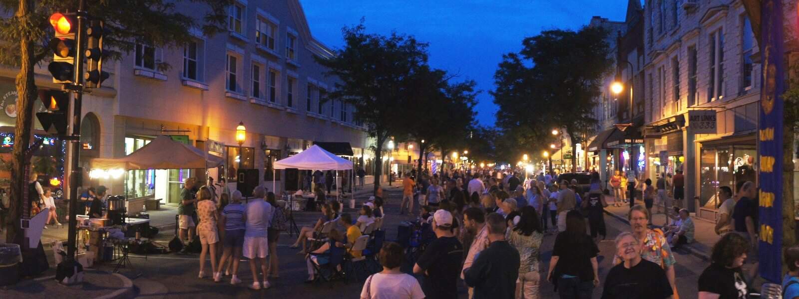 Picture of lit street in the evening for Friday night live.